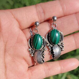 Gorgeous Native American handmade malachite squash blossom 925 sterling silver